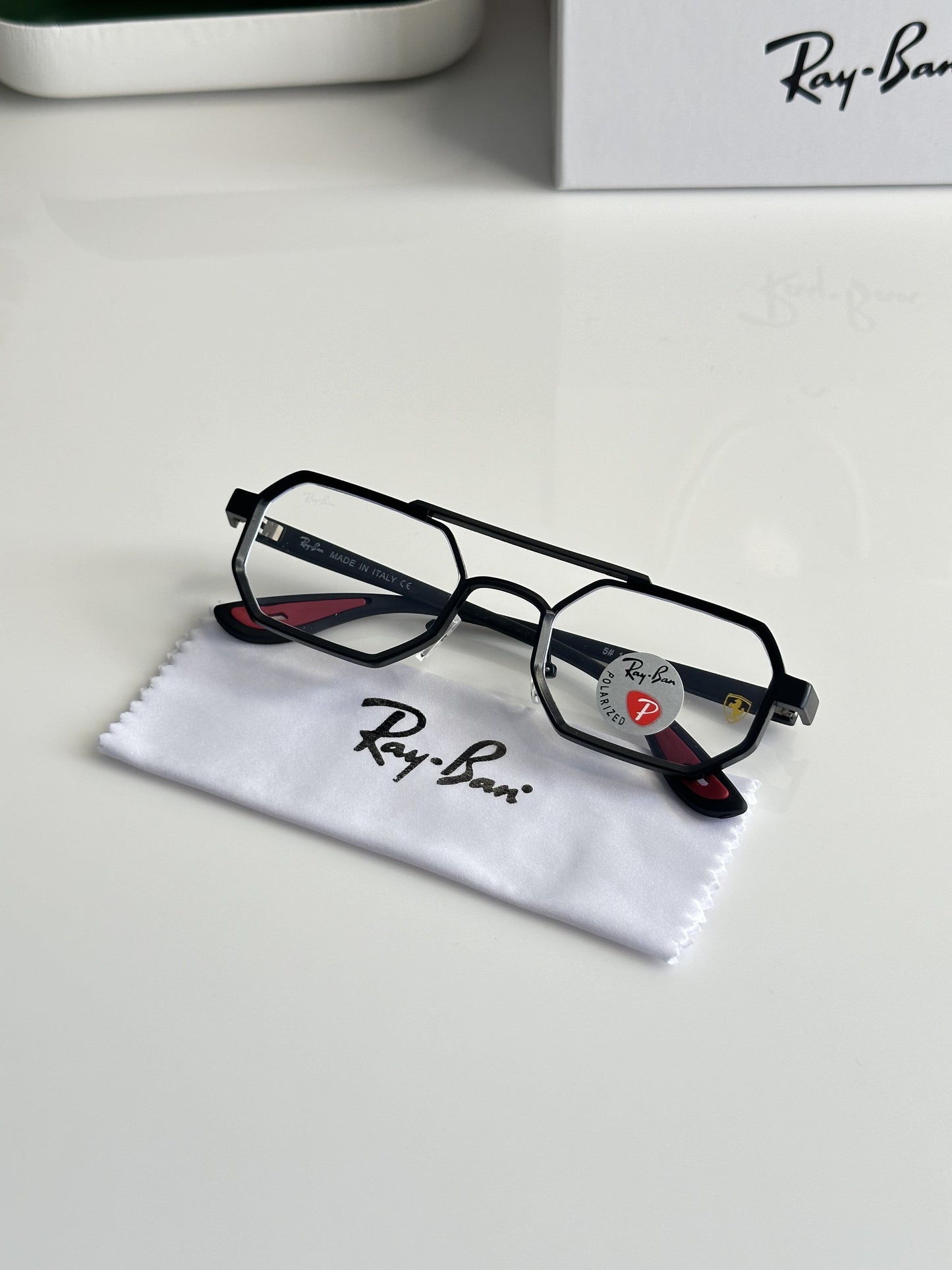 Raybann Erika Black Sunglasses