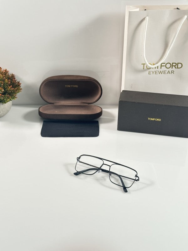 Tomforrd Casually Black Sunglasses