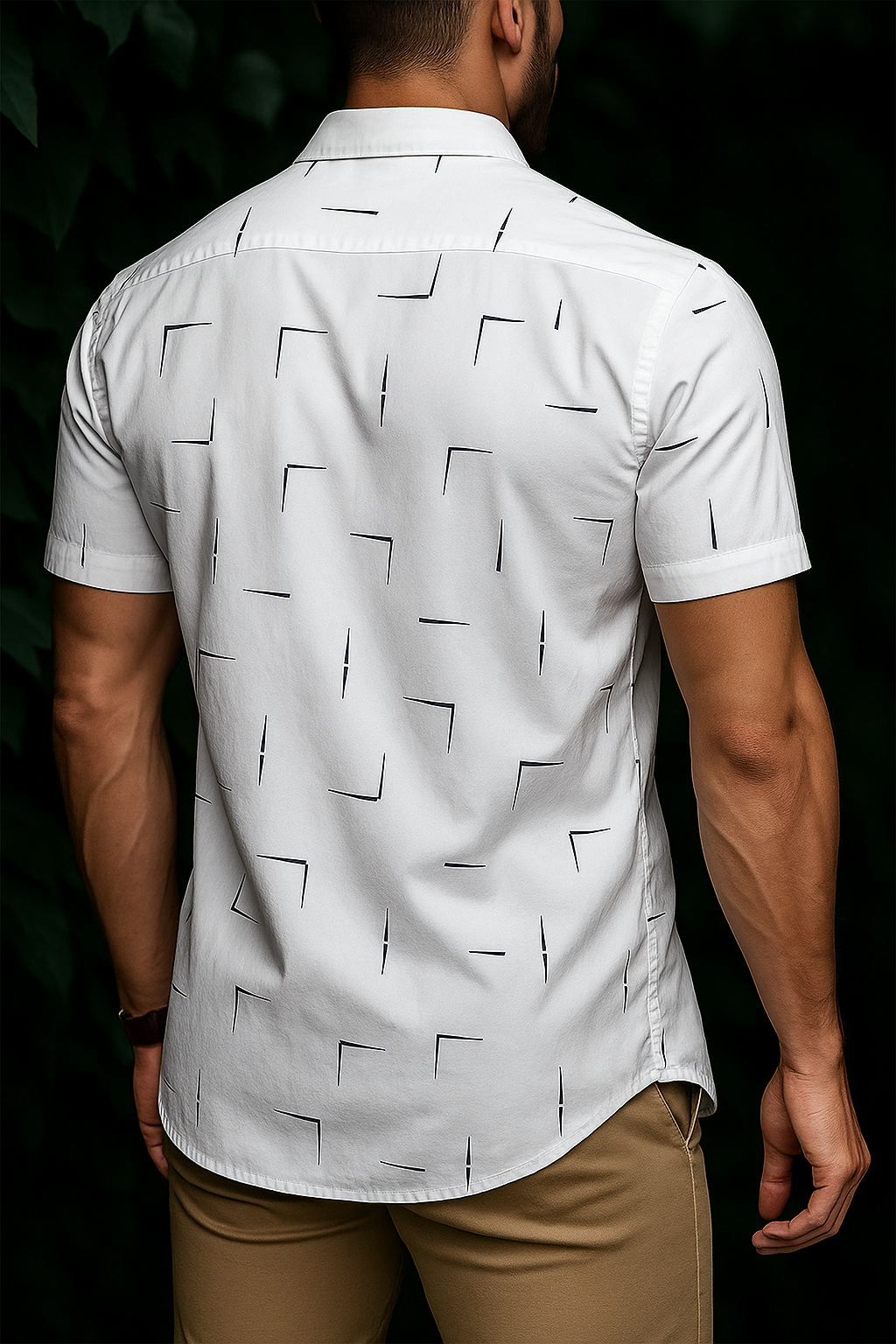 Men’s Minimalist Geometric Motif Button-Down – Arctic White & Navy Short-Sleeve Tailored Shirt