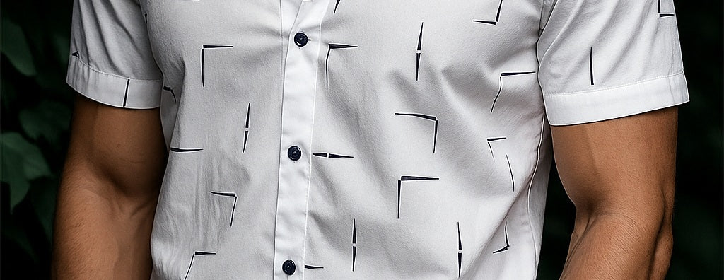 Men’s Minimalist Geometric Motif Button-Down – Arctic White & Navy Short-Sleeve Tailored Shirt