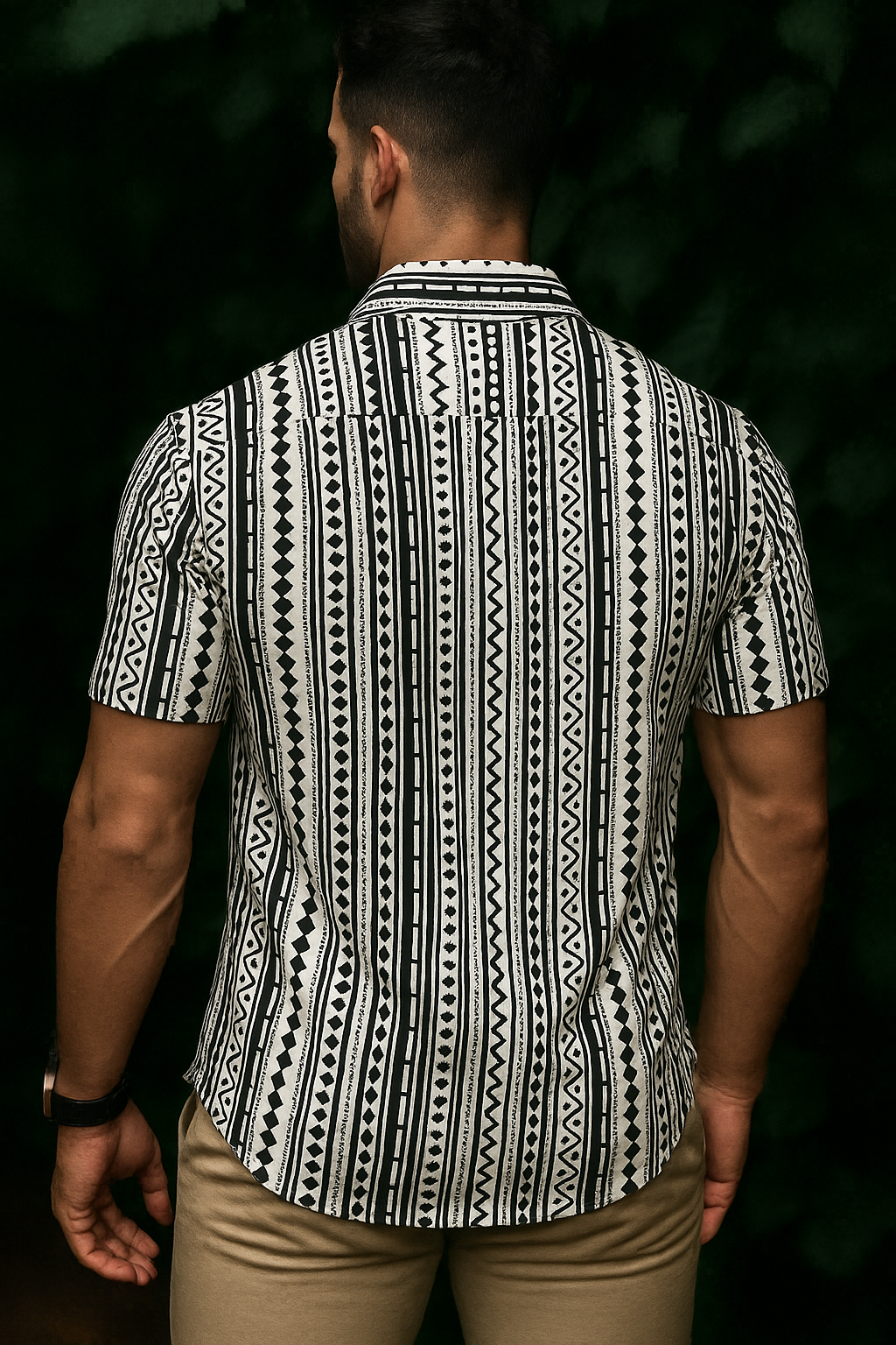 Men’s Artisan Stripe Motif Button-Down – Ivory & Onyx Geometric Short-Sleeve Heritage Shirt